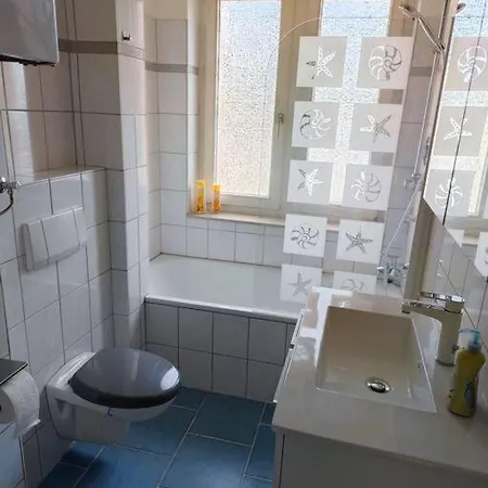 Grosse Mit Balkon Zentral In Оснабрюк